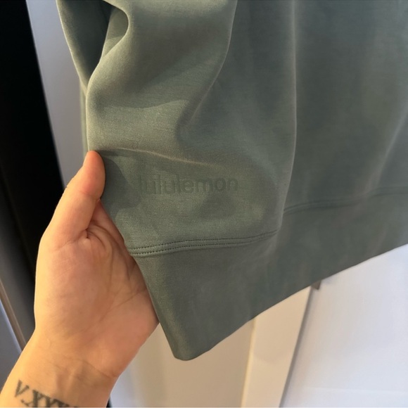 Lululemon Perfectly Oversized Cropped Crew *softstreme - Picture 5 of 7